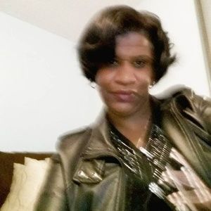 Meet your Posher, Marilyn